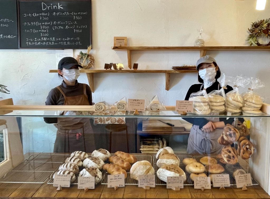 天然酵母 石窯パンの人気店が牛窓に移転オープン 海と日本project In 岡山